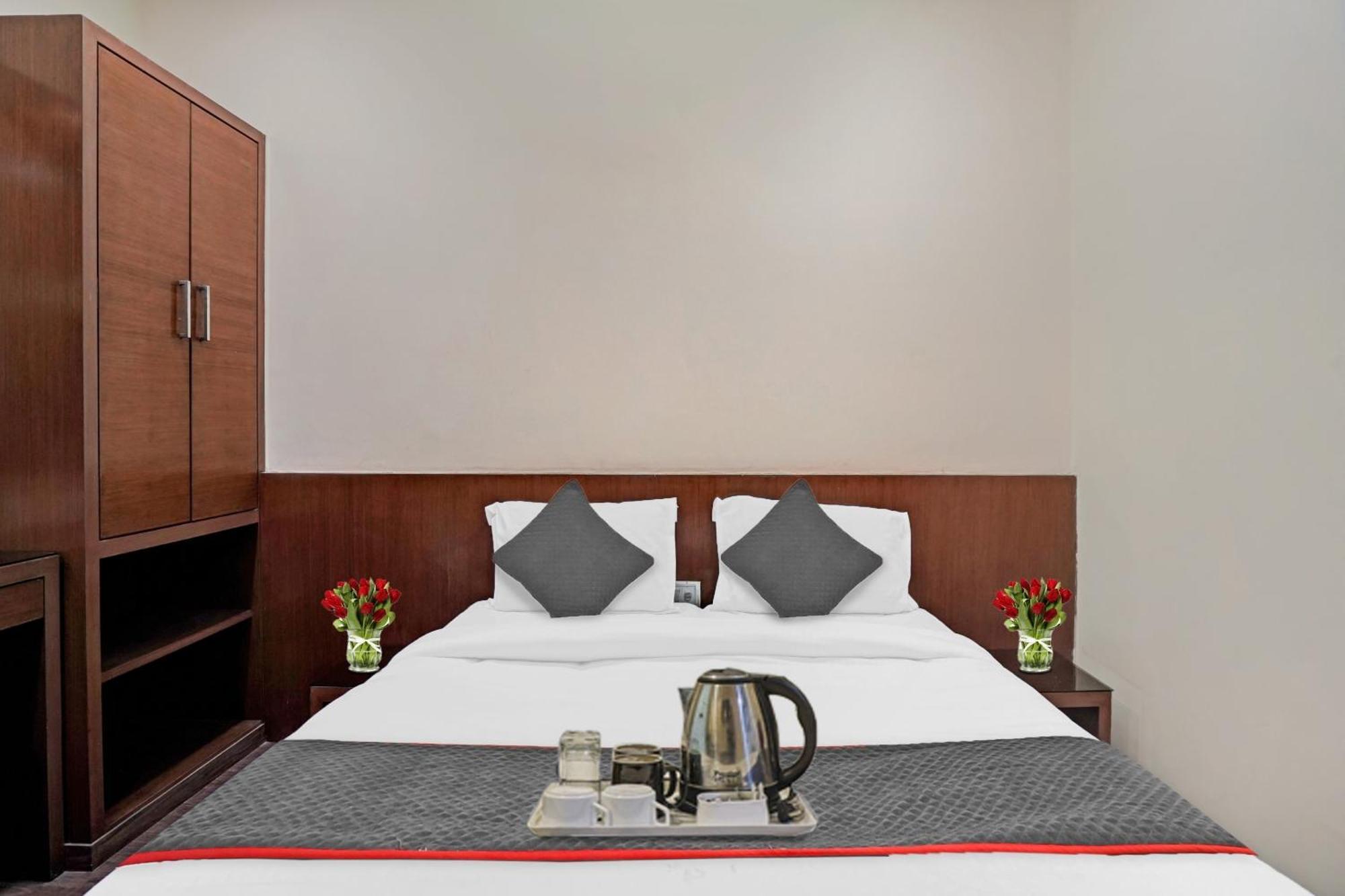 Hotel O Royal Regency Ghaziabad Exterior photo