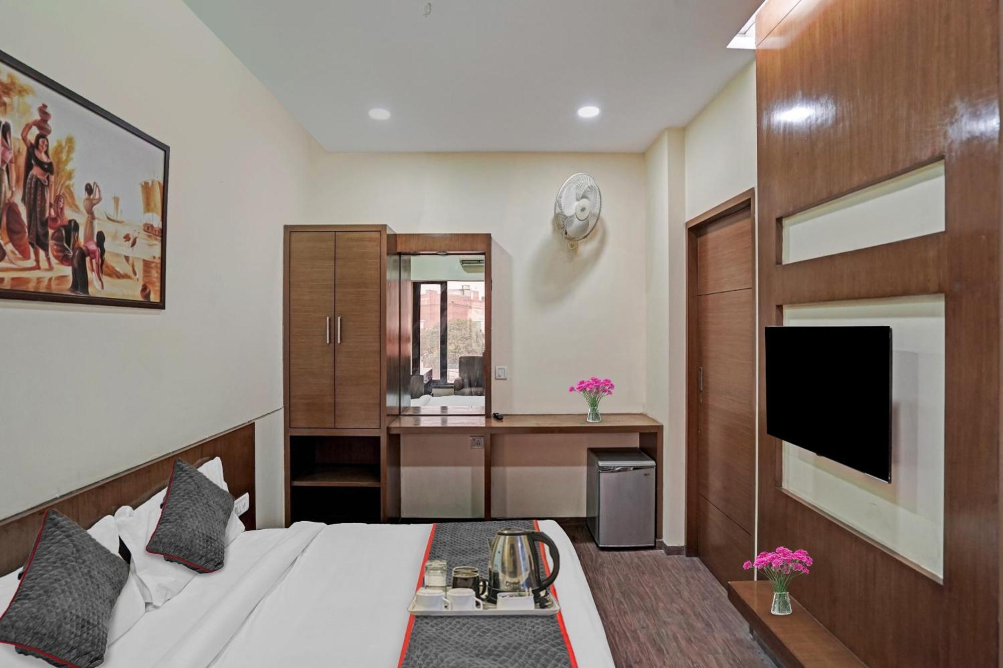 Hotel O Royal Regency Ghaziabad Exterior photo
